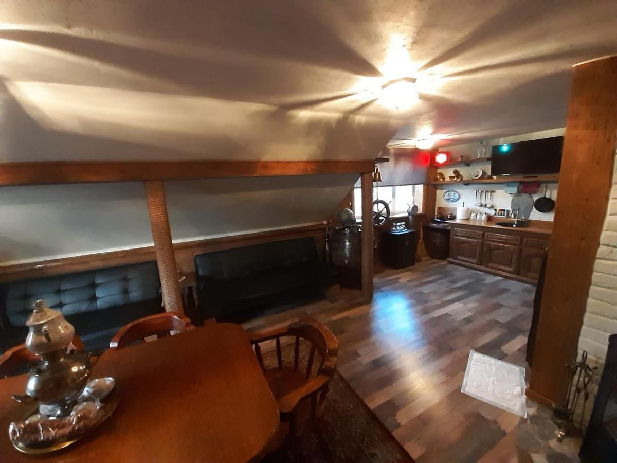 Yacht Club Apartment Liepaja Bagian luar foto