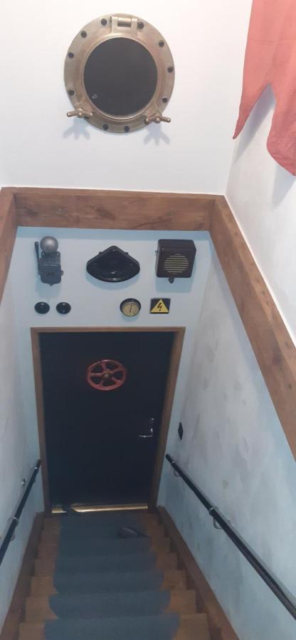 Yacht Club Apartment Liepaja Bagian luar foto