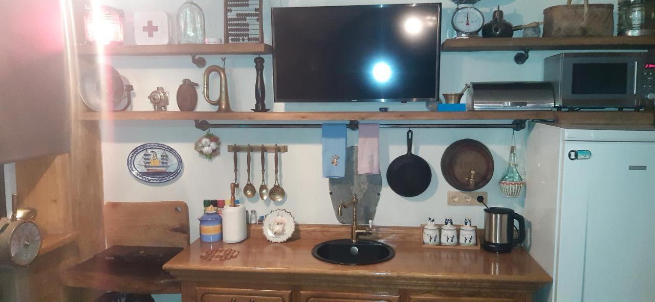 Yacht Club Apartment Liepaja Bagian luar foto