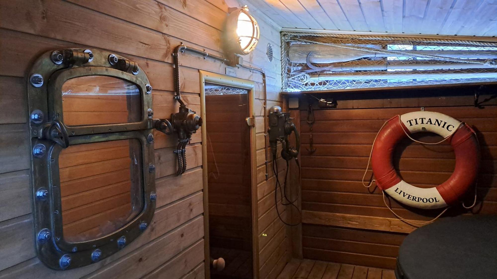 Yacht Club Apartment Liepaja Bagian luar foto